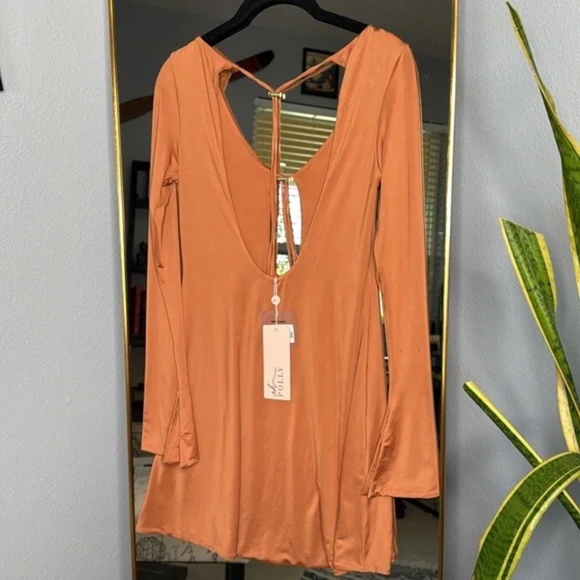 NWT Oh Polly Cosette Long Sleeve Cut Out A-Line Mini Dress - Picture 7 of 9